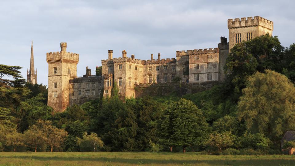 Lismore Castle.jpg